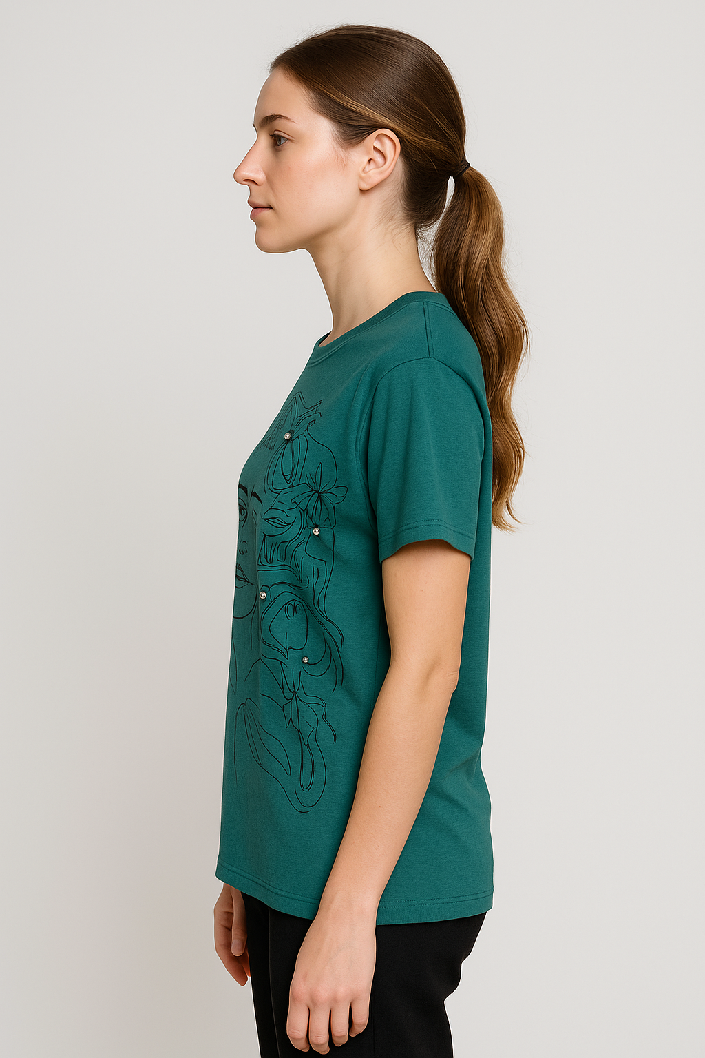 Blusa Feminina Malwee – Estilo com Arte e Conforto - Imagem 3