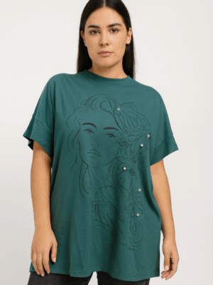 Blusa Feminina Malwee – Estilo com Arte e Conforto