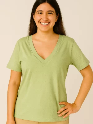 Camiseta Feminina Gola V Verde