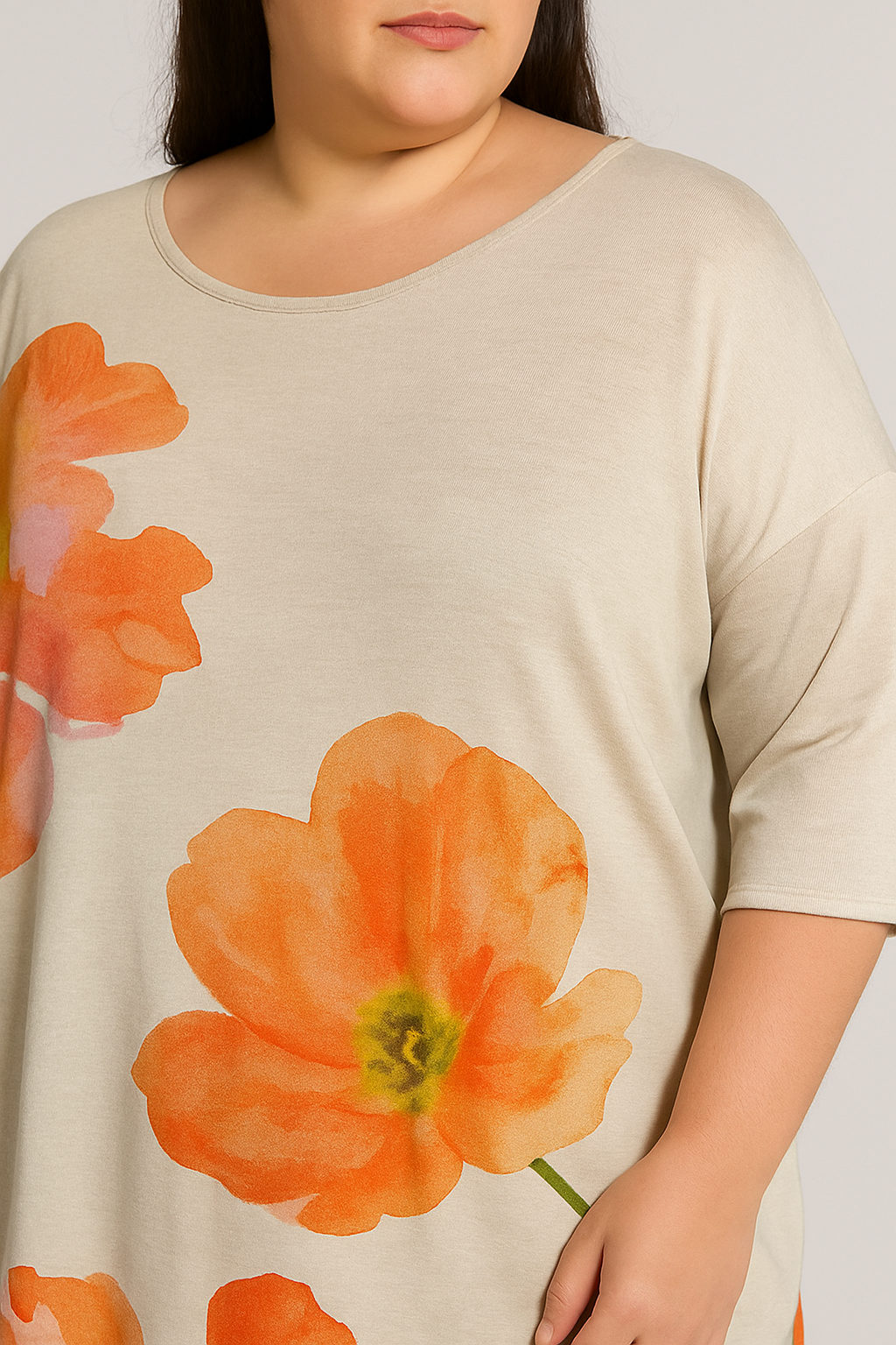 Blusa Feminina Plus Size com Estampa Floral – Leveza e Elegância para o Dia a Dia - Imagem 2