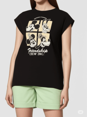 Camiseta Feminina Malwee Disney – Estilo, Conforto e Magia em Uma Só Peça!