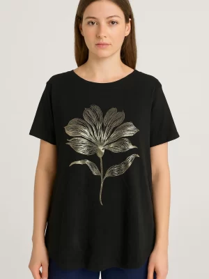Camiseta Malwee Preta Floral Dourada