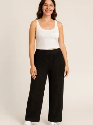 Calça Pantalona Canelada Preta