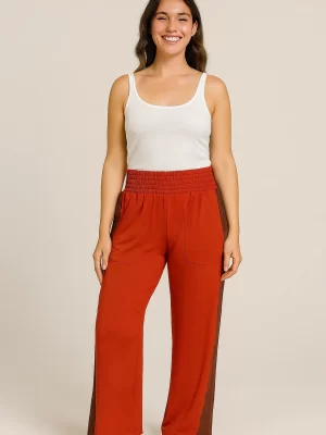 Calça Pantalona Vermelha com Detalhe Lateral